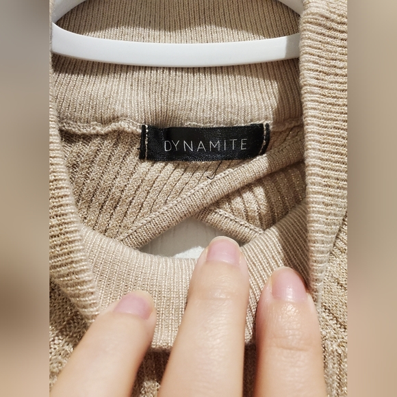 Gold sparkle open-back bodysuit - Picture 4 of 7